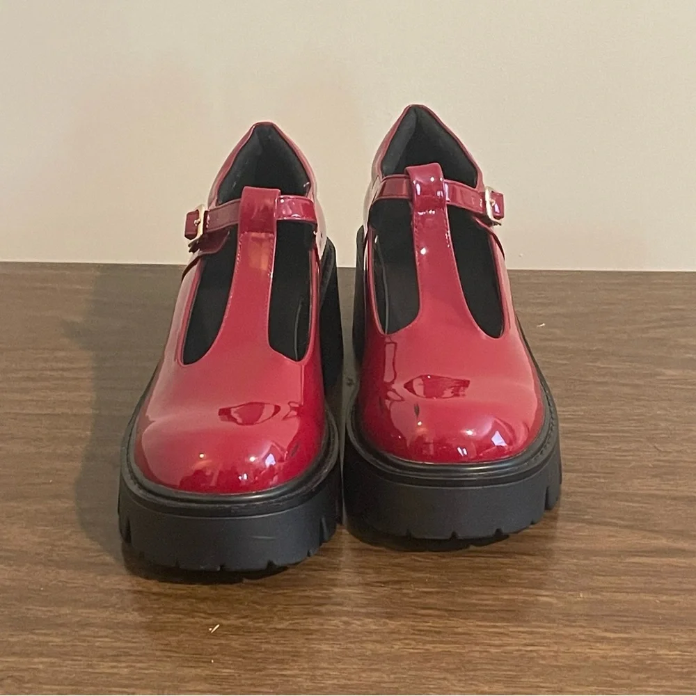 Dream Pairs Patent Look Reddish Mary Janes Lug Soles Sz 9